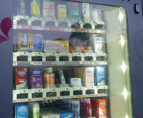 Fermato commercio di farmaci nei distributori automatici