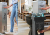 COVID-19. Nelle chiese arrivano i dispenser contactless di acqua santa