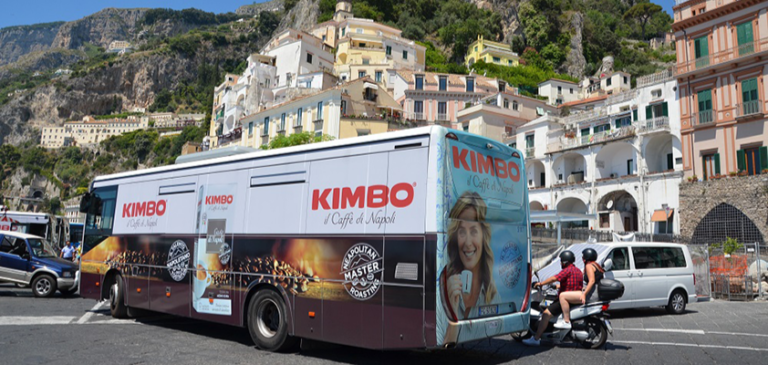 Per KIMBO un’estate di viaggi in autobus nelle più belle zone turistiche campane