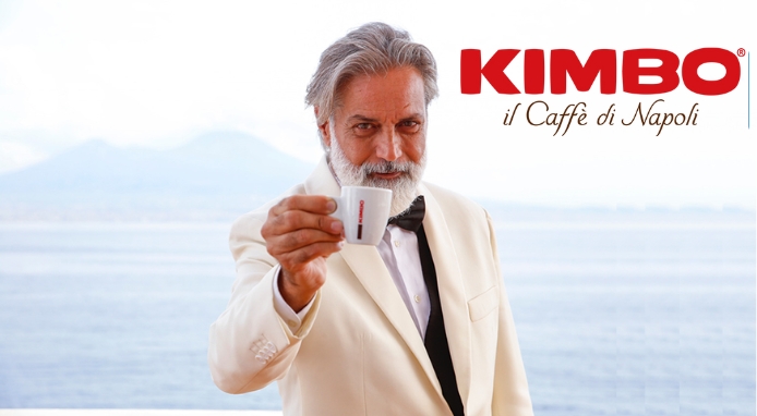 Kimbo torna in TV con un nuovo spot che celebra la città e il suo caffè