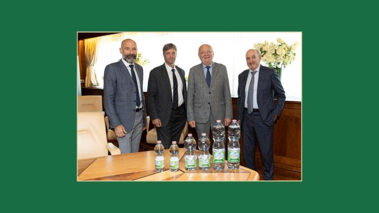 Il Ministro dell’Ambiente Fratin in visita allo stabilimento San Benedetto
