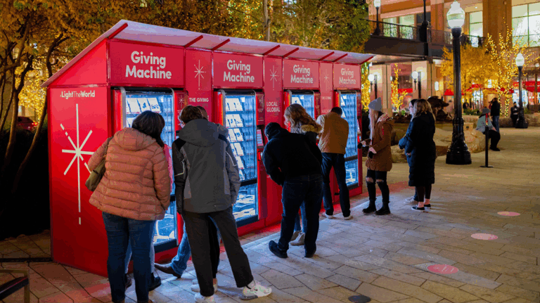 A Roma arriva il “Distributore per Donare”: il vending solidale conquista il mondo